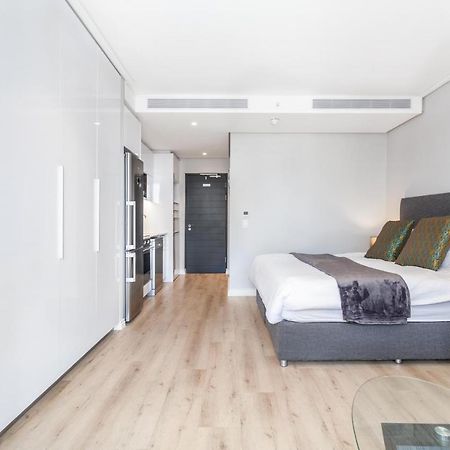 Luxurious 16 On Bree Studio Apartment - Harbour Views Kapstaden Exteriör bild